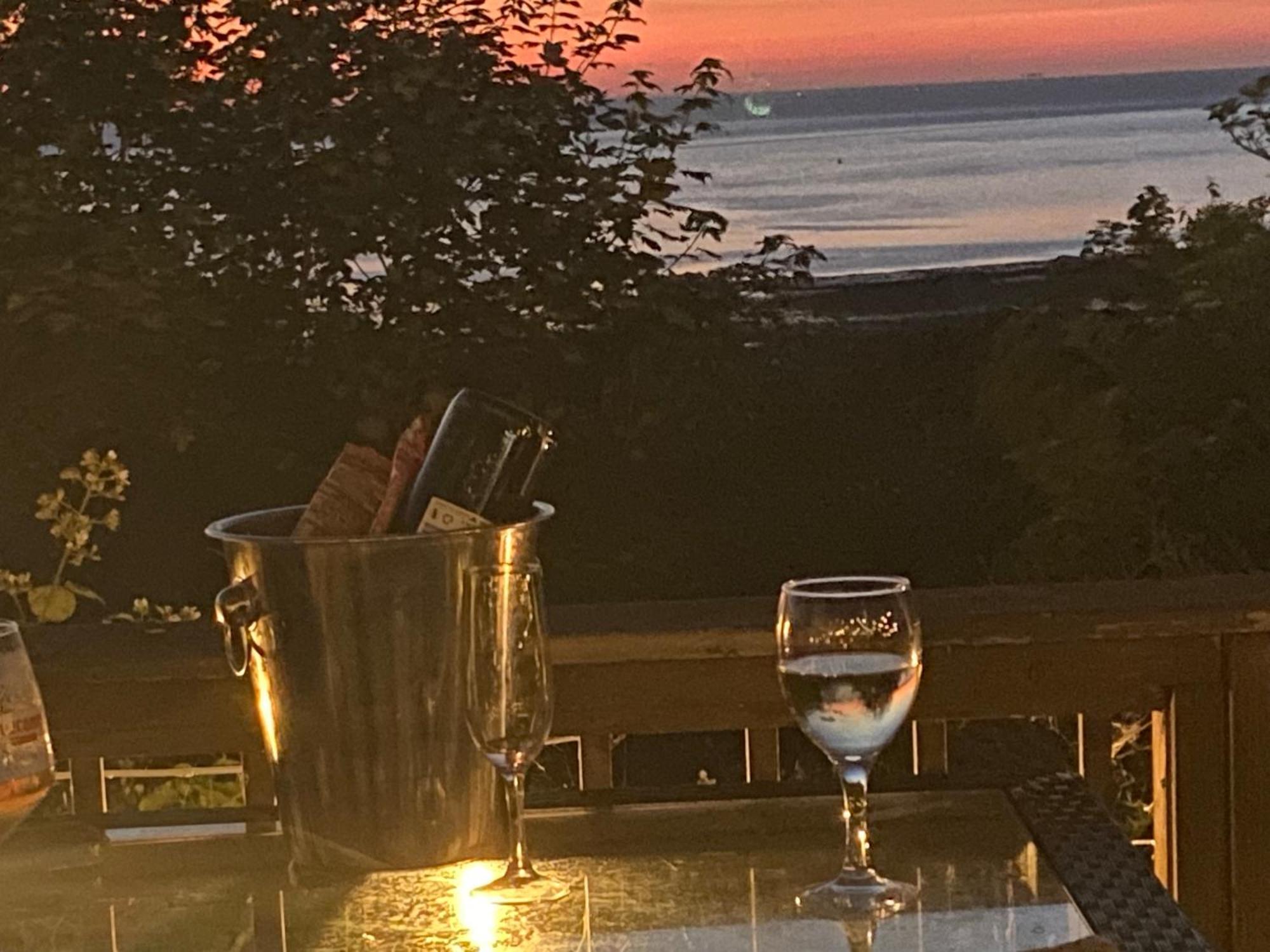Bright Suite Whitstable Zewnętrze zdjęcie